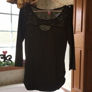 Quarter length thin shirt for summer !